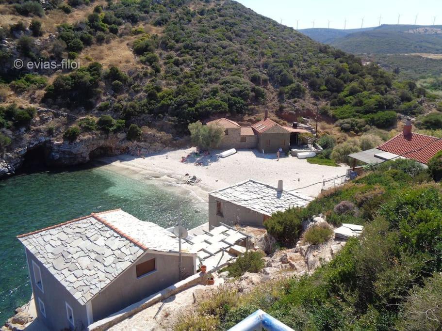 Παραθαλασσιο Σπιτι Στην Εξοχη Villa Tsakei Exterior photo